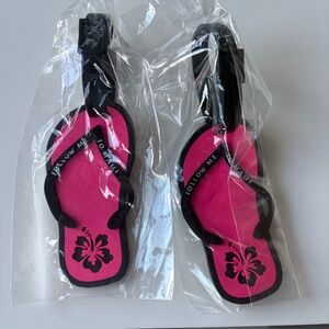 "Follow Me to Maui" Hawaii Flip Flop Luggage Tags (2)- NEW